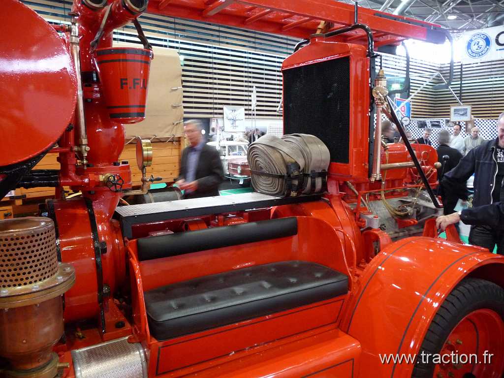 2011_epoquauto (214).jpg - 05/11/2011 - 69000 LYON - EPOQU'AUTO - 33ème Salon International Autos & Motos Anciennes - ROCHET SCHNEIDER série 18400 6cyl. équipée en autopompe /échelle double par Delahaye - 1921